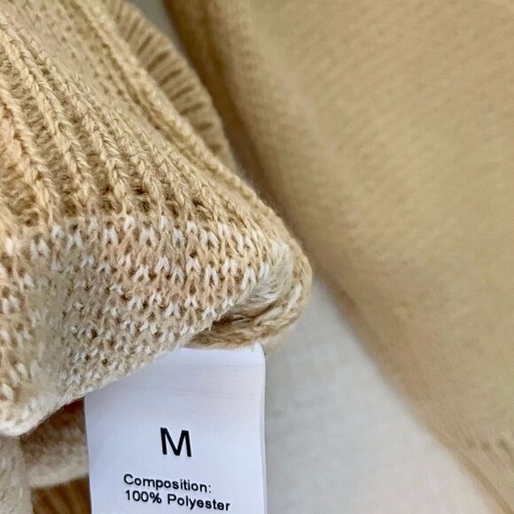 Ladies Snowflake Christmas Sweater, Tan & White, Crewneck, Medium, NWOT - Picture 7 of 7